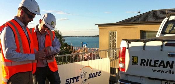  (L-R) Paul Deans Quantity Surveyor  and Manager/DirectorTrevor Meikle from Rilean Canterbury measuring a new site for health and safety fences.